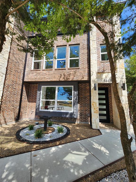 View Waxahachie, TX 75165 townhome