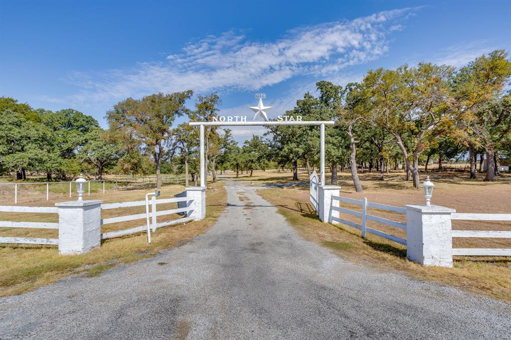Photo of 2112 Miller Court, Granbury, TX 76049 (MLS # 21392519)