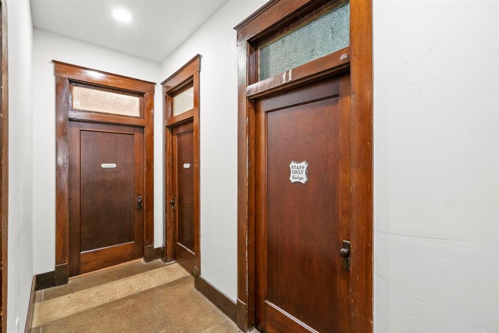 Original Graham - Commercial Sale