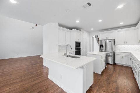 Tiny photo for 1013 Siena Drive, Southlake, TX 76092 (MLS # 21049425)