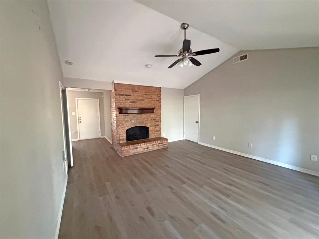 1112 Princeton Drive