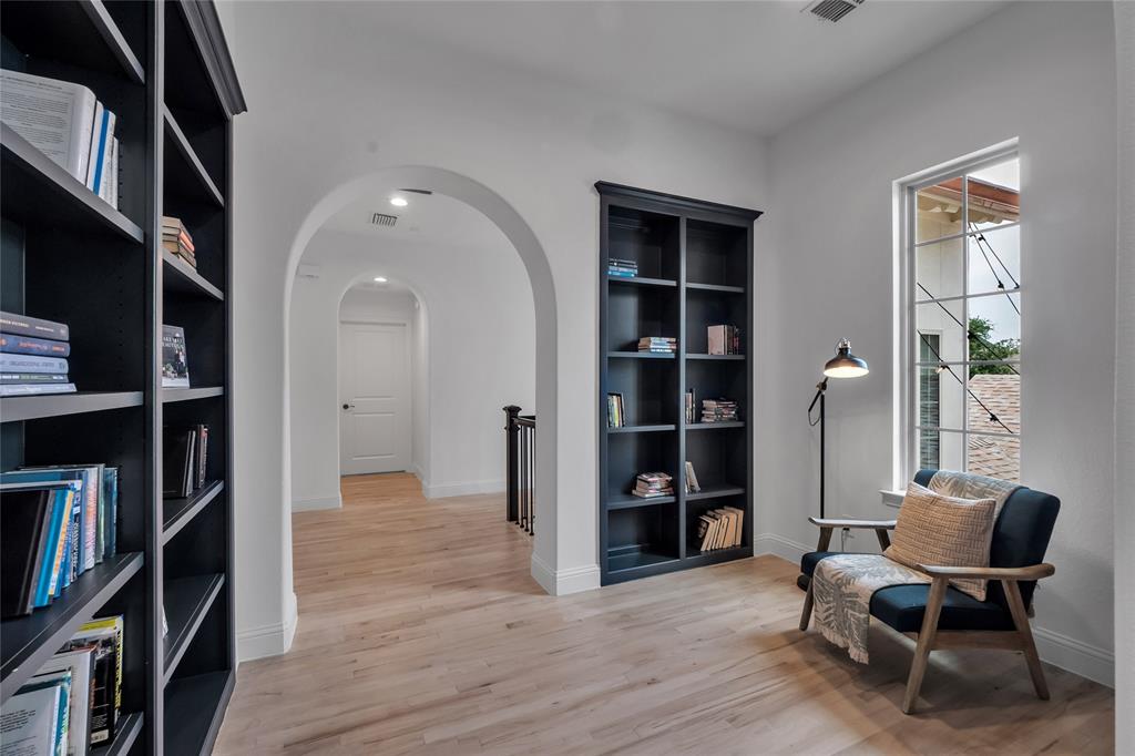 Gentle Creek Ph Eight - Residential