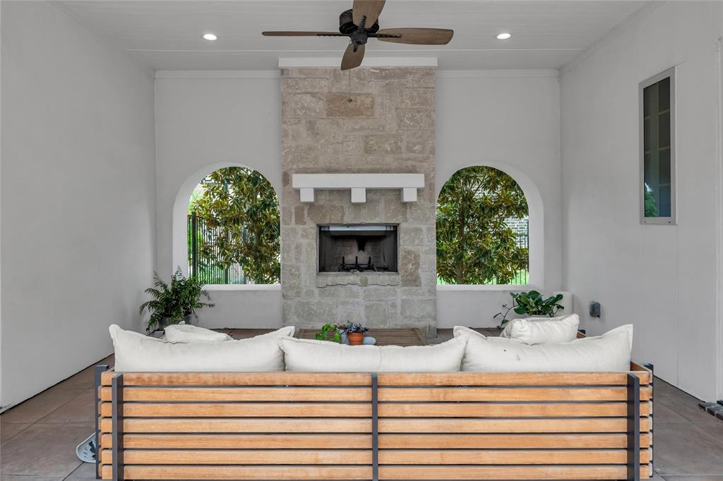 Gentle Creek Ph Eight - Residential