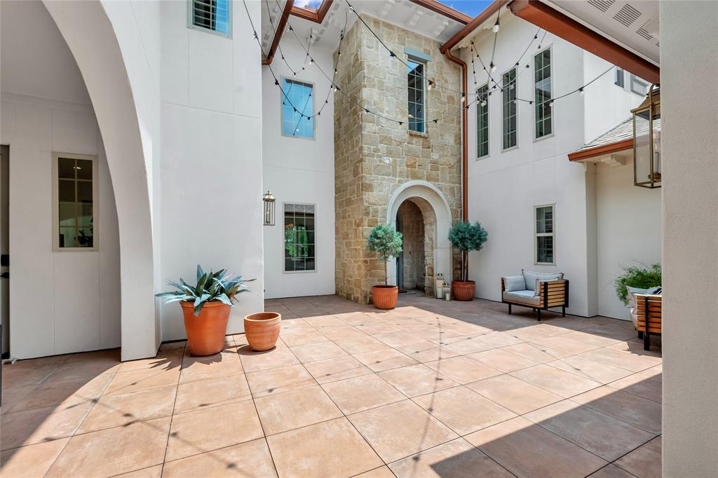 Gentle Creek Ph Eight - Residential