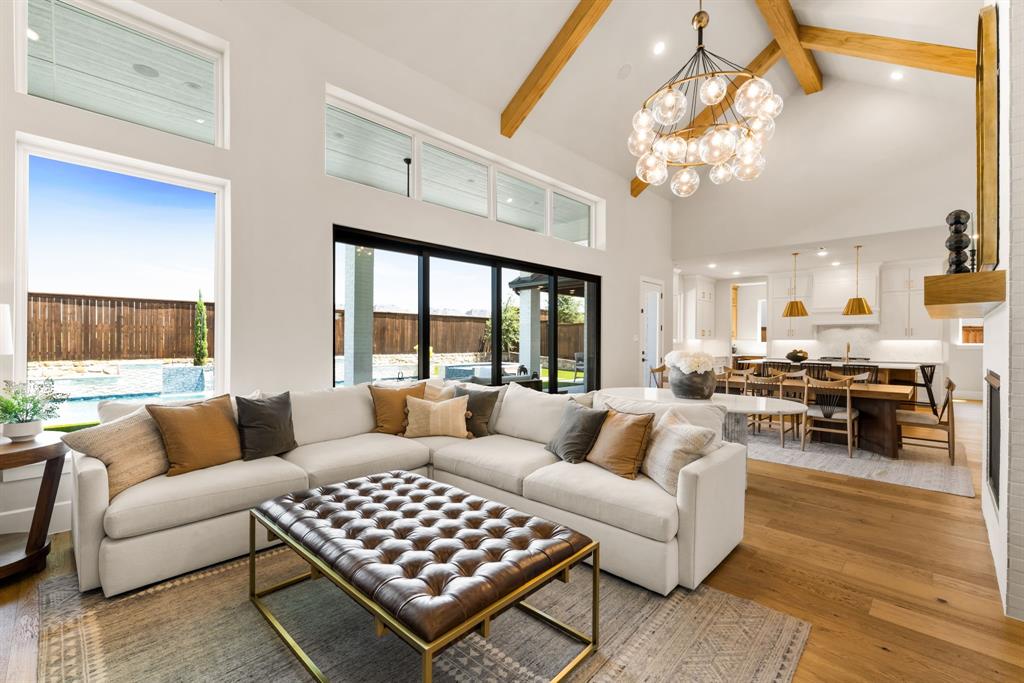 Mustang Lakes Ph Five - Residential