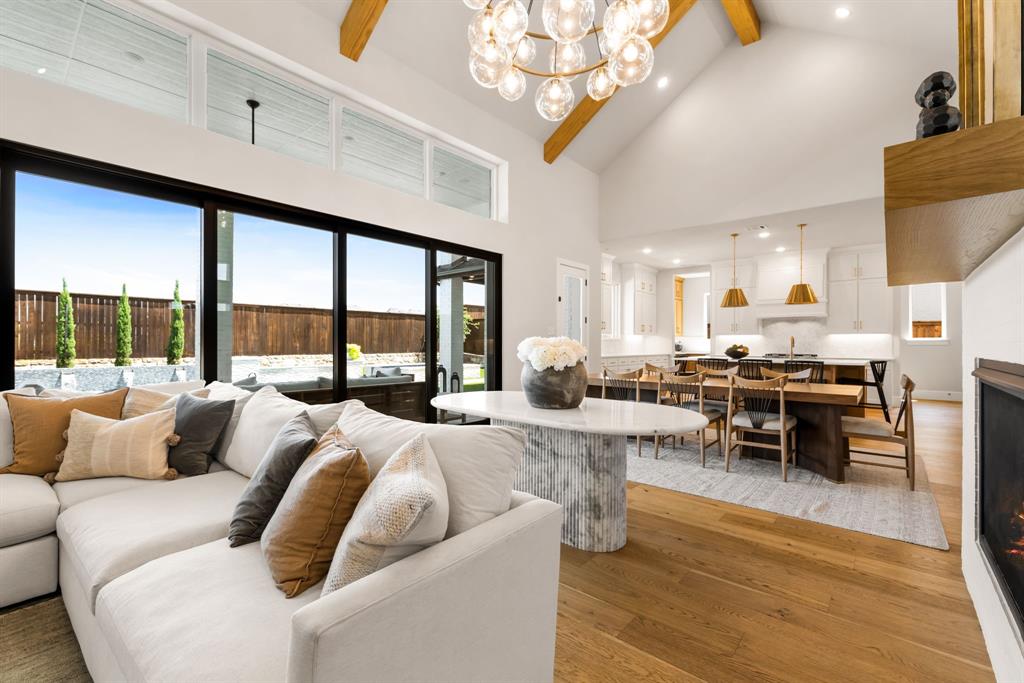 Mustang Lakes Ph Five - Residential