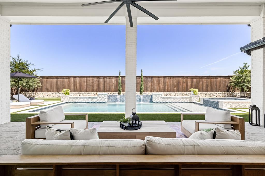 Mustang Lakes Ph Five - Residential