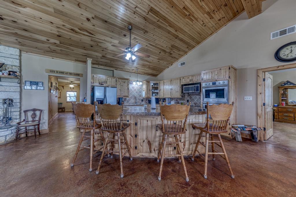 2975 N Fm 1702