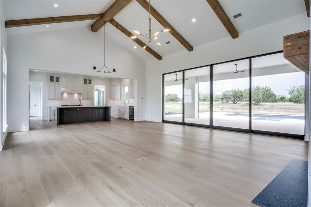 2028 Meadowlark Court