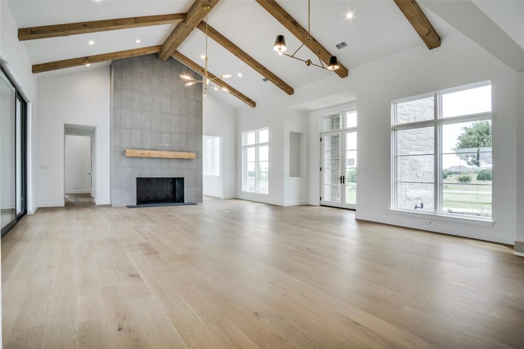 2028 Meadowlark Court
