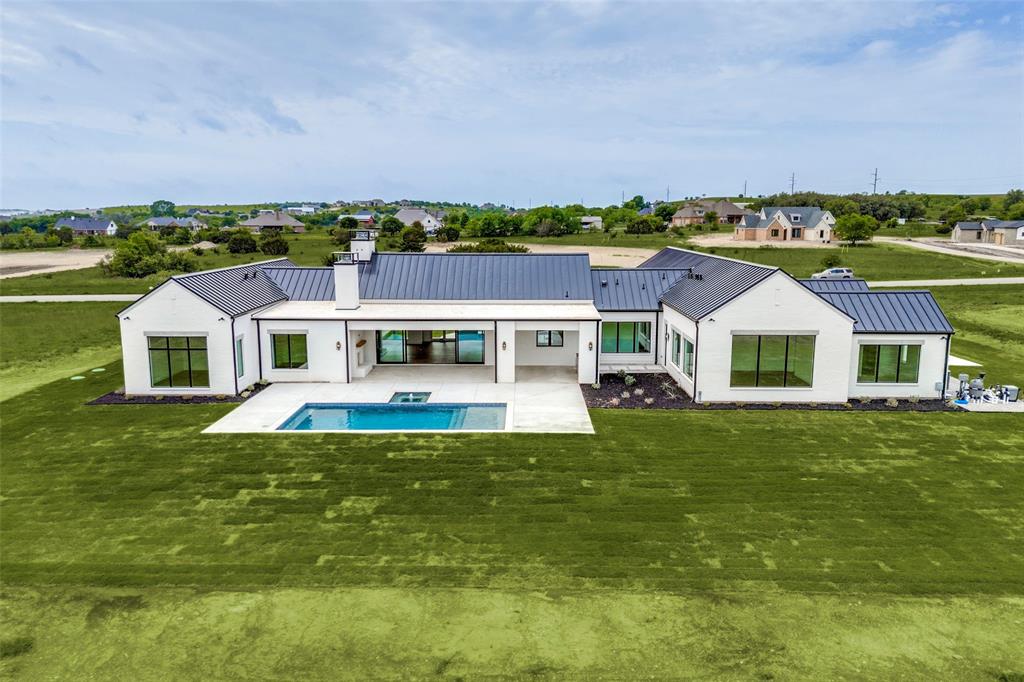 2028 Meadowlark Court