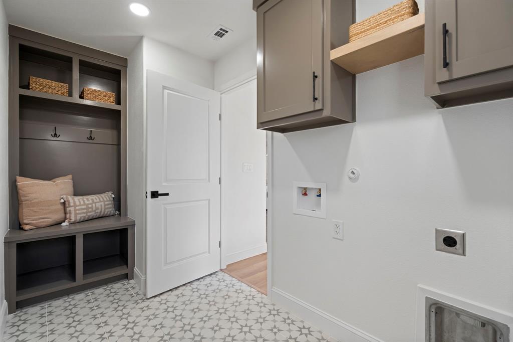 Prestonwood - Residential