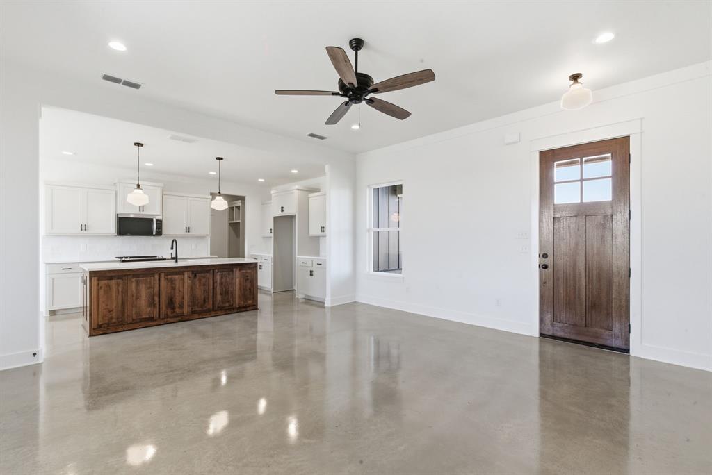 1005 Paramount Drive