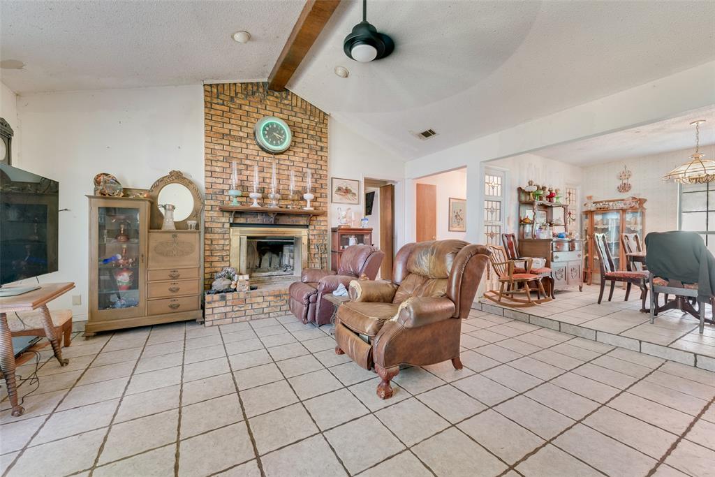 1511 Ballard Road