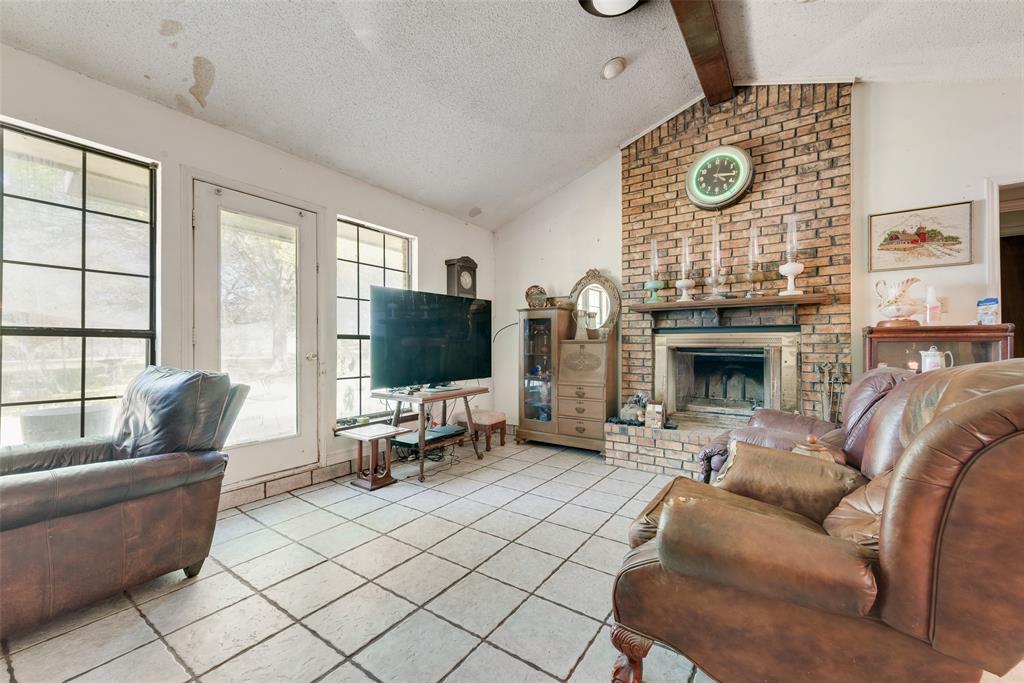 1511 Ballard Road