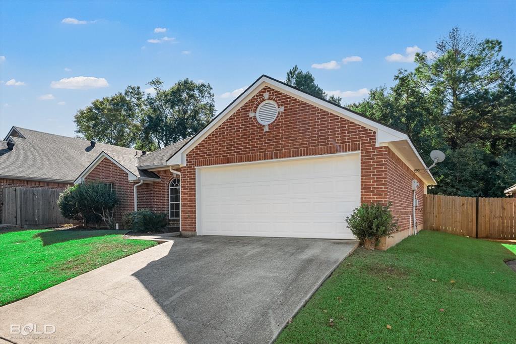 Shreveport, Louisiana 71119, United States, 3 Bedrooms Bedrooms, ,2 BathroomsBathrooms,Residential,Active,232164