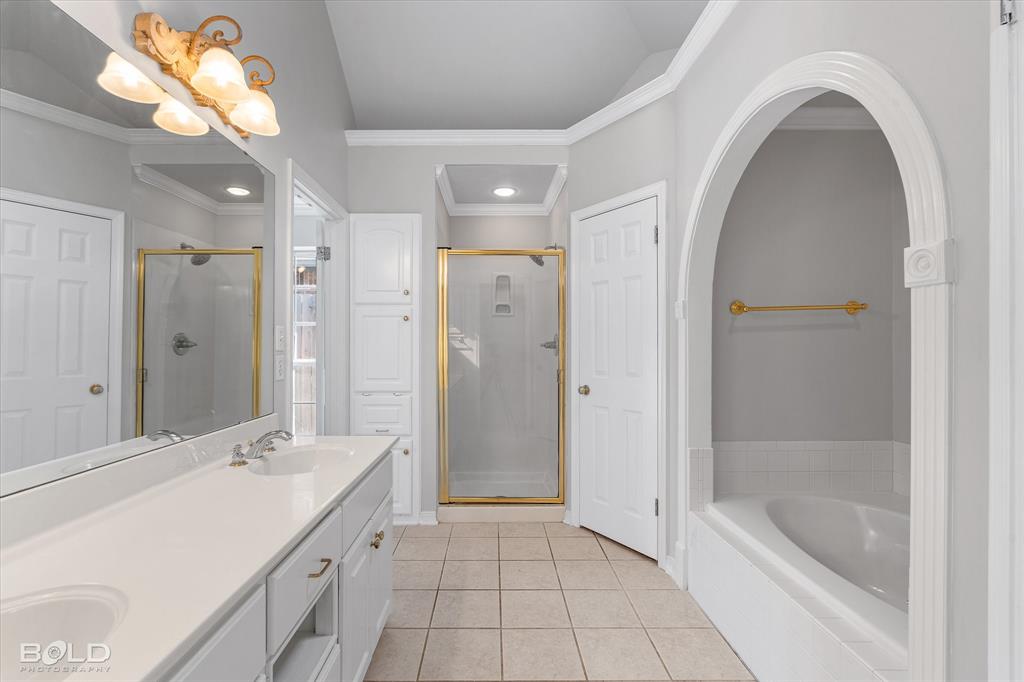 Shreveport, Louisiana 71119, United States, 3 Bedrooms Bedrooms, ,2 BathroomsBathrooms,Residential,Active,232164