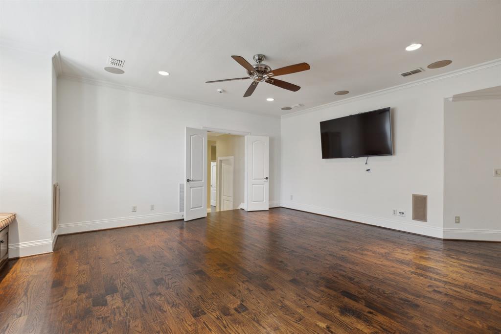 The Lakes On Legacy Drive Ph II - Residential