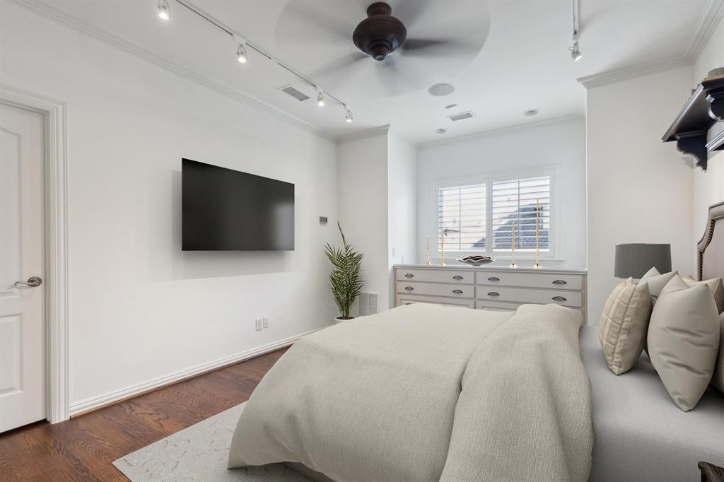 The Lakes On Legacy Drive Ph II - Residential