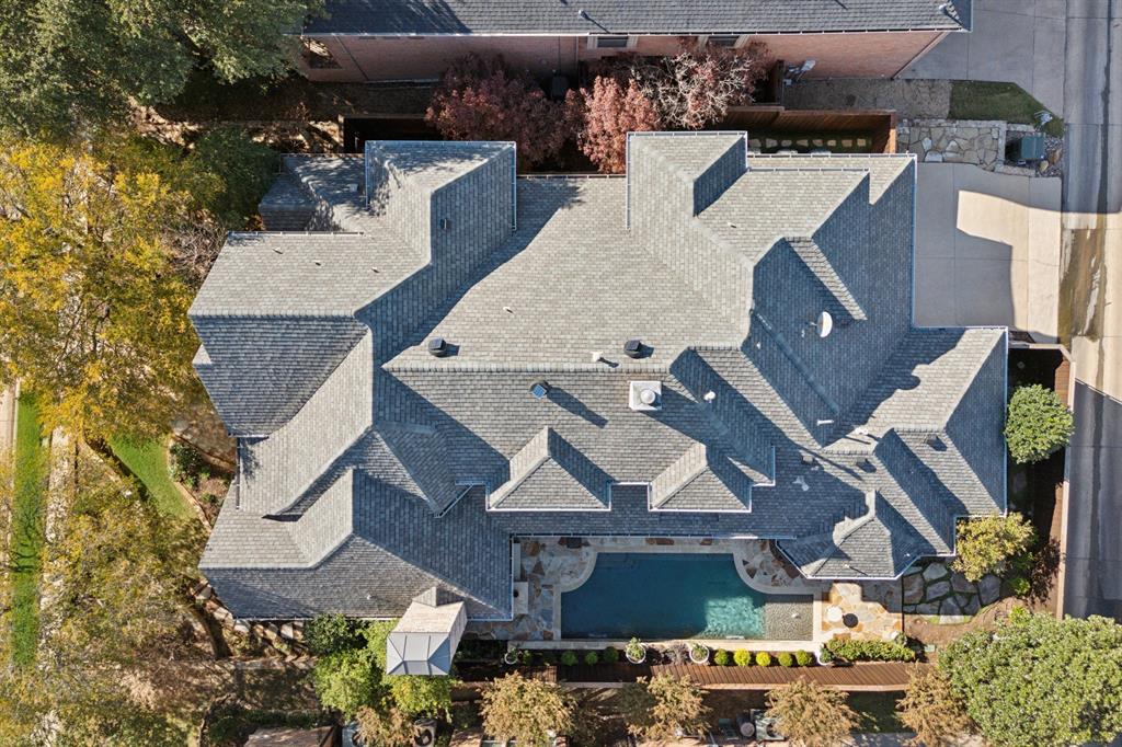 The Lakes On Legacy Drive Ph II - Residential