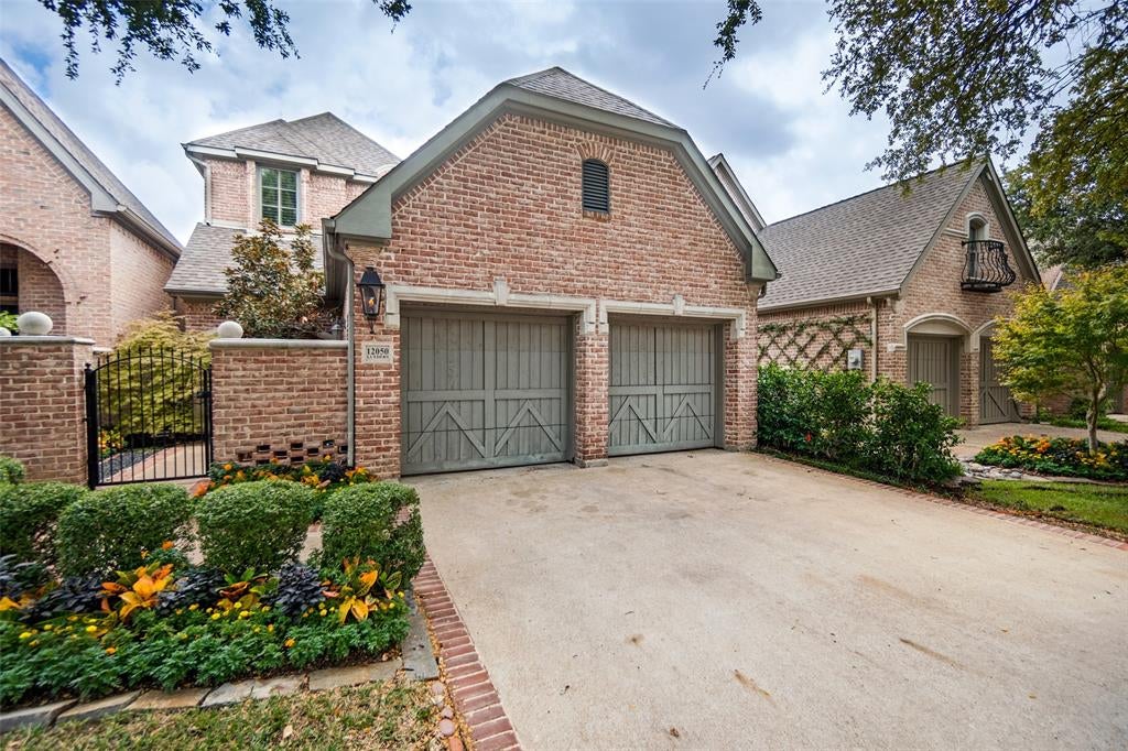 12050 Lueders Lane