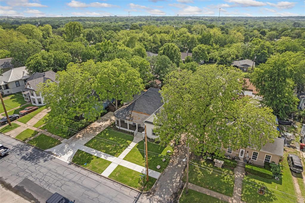 700 S Crockett Street