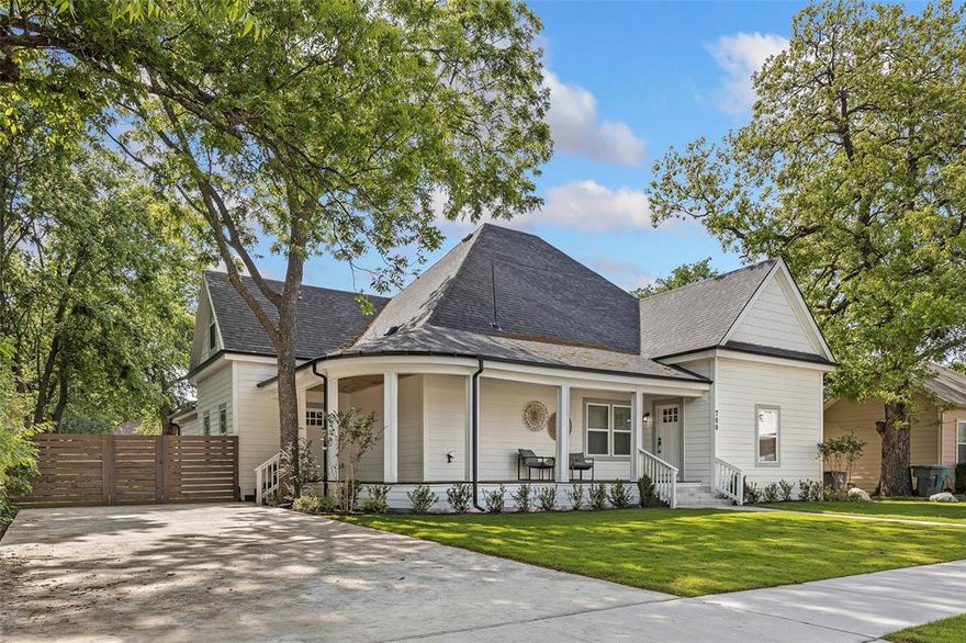 Fully renovated and move-in ready, this stunning home blends modern upgrades with timeless charm in the heart of Sherman’s historic district. Situated on a desirable corner lot with mature, established trees, this property offers both character and curb appeal.
Inside, you’ll find 4 spacious bedrooms and 3 full bathrooms, filled with abundant natural light throughout. The primary suite is a true retreat, featuring his and her closets, while the home offers tons of storage throughout. The home also includes all-new systems and appliances, providing peace of mind for years to come, along with today’s most sought-after interior finishes for a clean, stylish feel.
With its prime location and flexible layout, this property presents an excellent opportunity for a primary residence, investment property, potential Airbnb, or bed & breakfast. Conveniently located near local dining, shopping, and a nearby golf course, with easy access to Highway 75 for quick commute times, you’ll enjoy the perfect balance of historic charm and modern-day convenience.