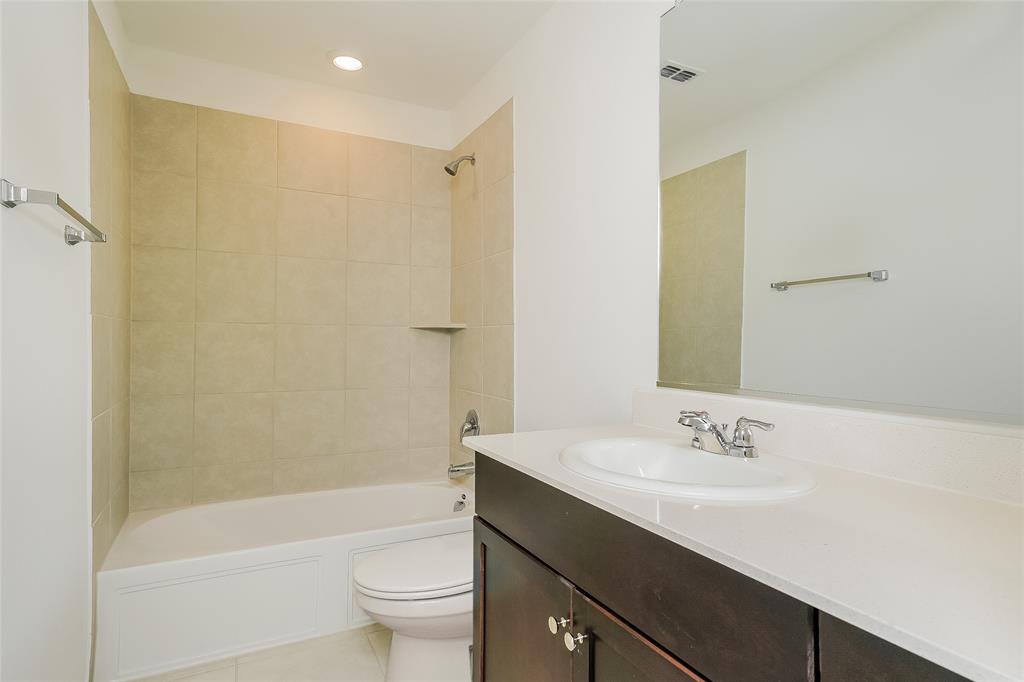 Bridgewater Ph 4b - Residential Lease