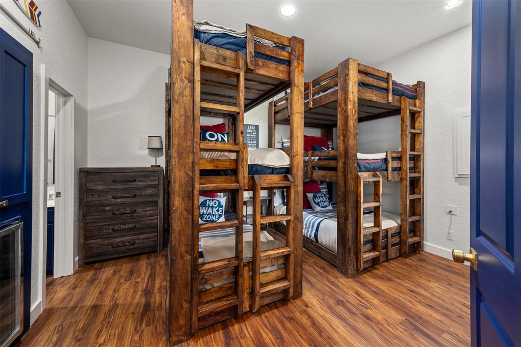 Sportsmans World - Residential