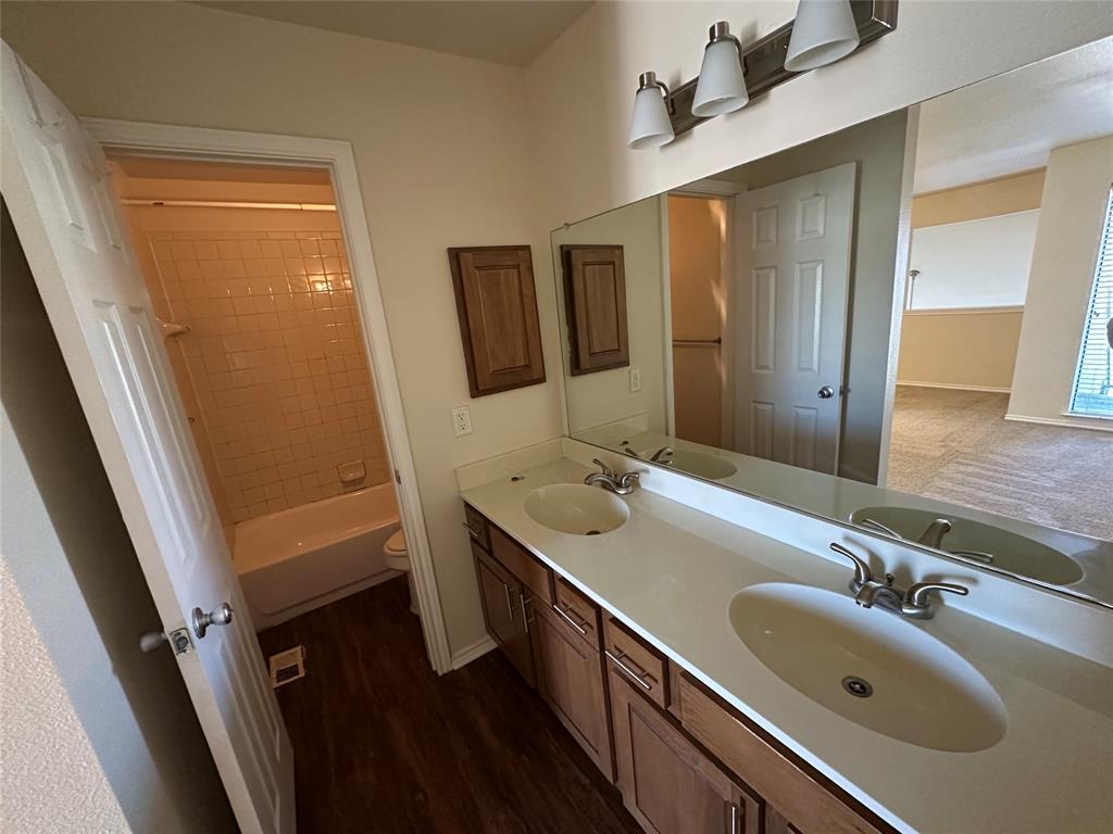 Richland Trace Condos - Residential