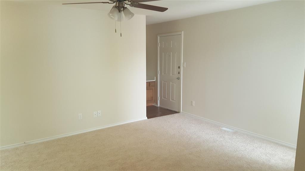9831 Walnut Street P211