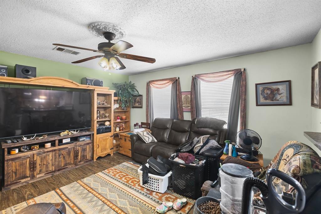 2610 Vistaview Drive