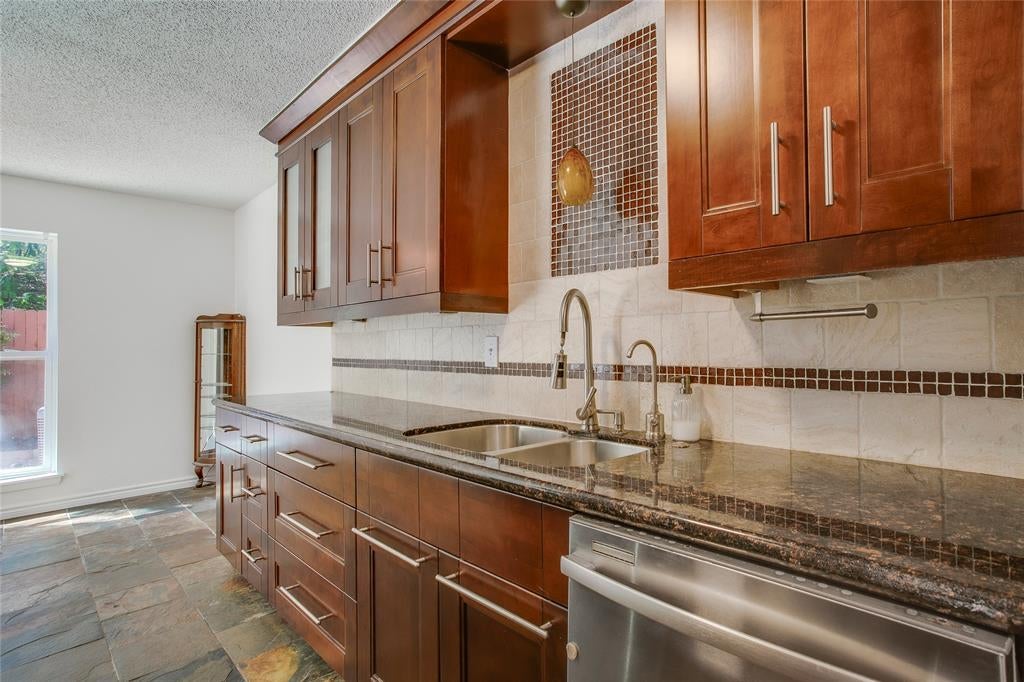 7444 E Northwest Highway 119