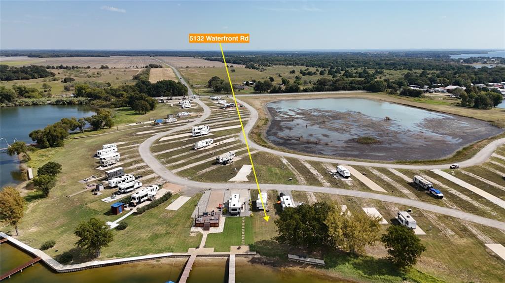 Peninsula Point - Land