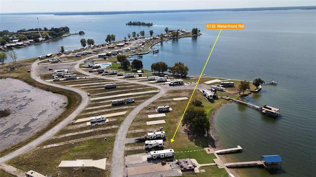 Peninsula Point - Land