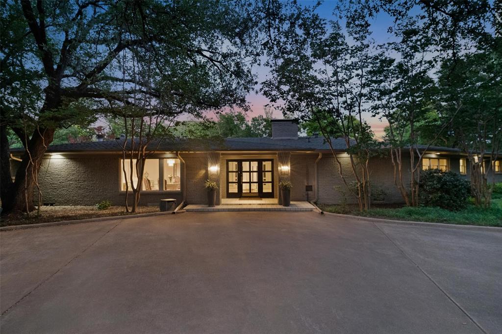 5678 Meaders Circle