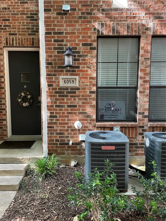 View Fort Worth, TX 76116 townhome