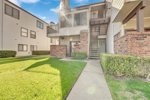 3121 Sondra Drive 205 Fort Worth TX 76107