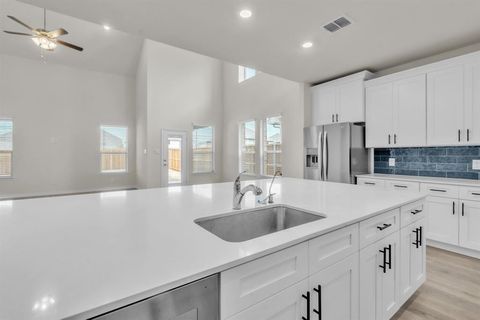 Tiny photo for 9401 Gossamer St St, McKinney, TX 75071 (MLS # 21210221)