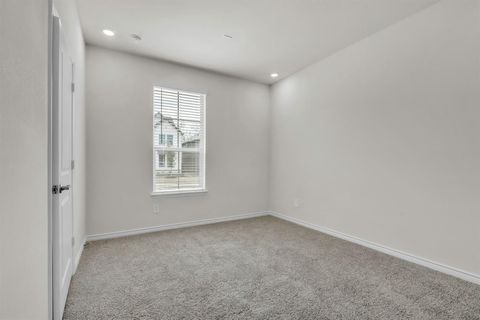 Tiny photo for 9401 Gossamer St St, McKinney, TX 75071 (MLS # 21210221)
