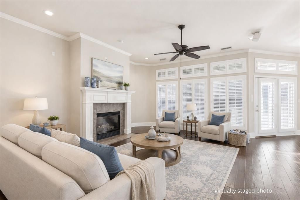 Photo of 601 April Sound, McKinney, TX 75071 (MLS # 21204115)