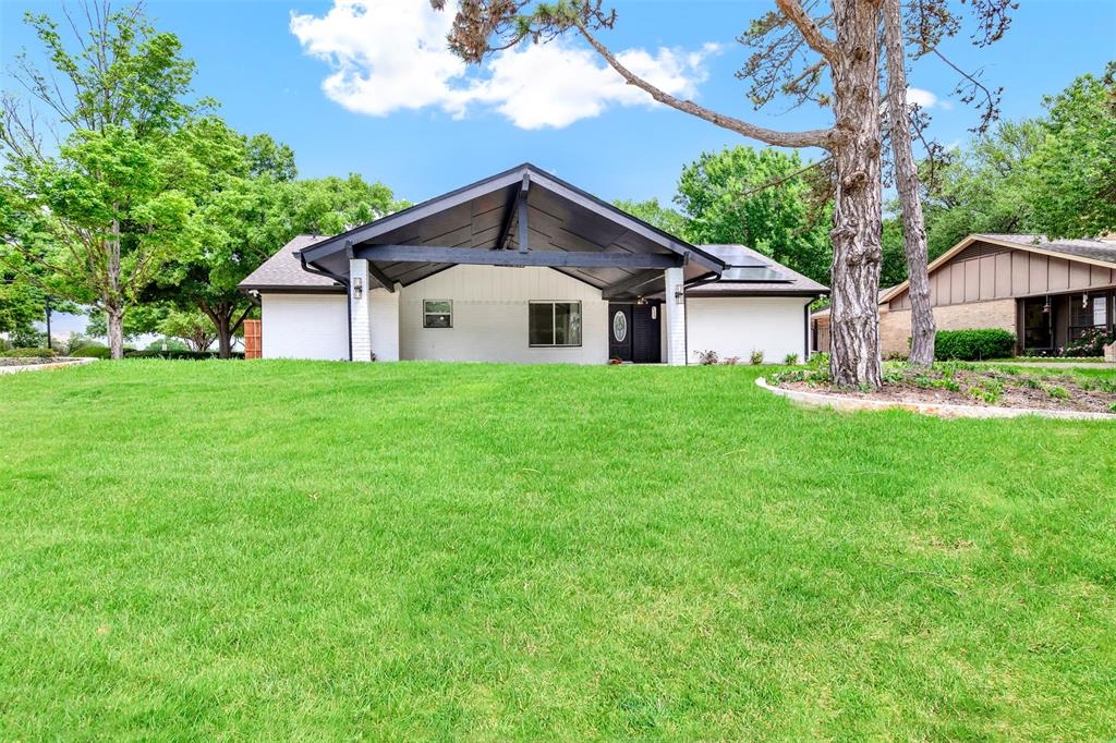 420 Forest Grove Drive