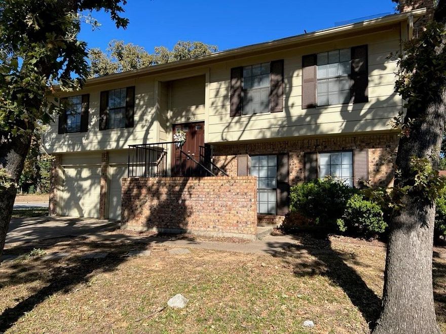 Welcome to this unique split-level home located on a quiet corner lot in a peaceful neighborhood. The lower level features a cozy living area complete with a wood-burning fireplace and the master bedroom. Upstairs, you’ll find a spacious second living area, a beautiful kitchen, a full bathroom, and three additional bedrooms — perfect for family or guests.

Enjoy your morning coffee or evening relaxation on the large balcony just off the dining room. With easy access to Hwy 287 and I-20’s frontage road, this home offers both comfort and convenience.

Don’t miss out on this move-in ready gem — schedule your showing today!