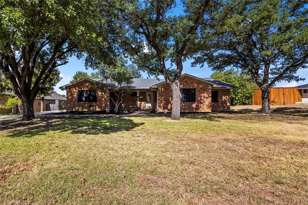 909 Robertson Road