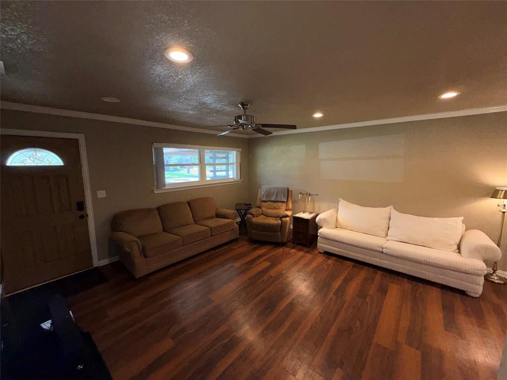 1405 Thompson Drive