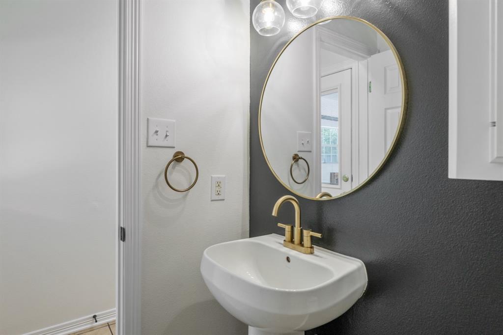 Woodmere Park - Residential