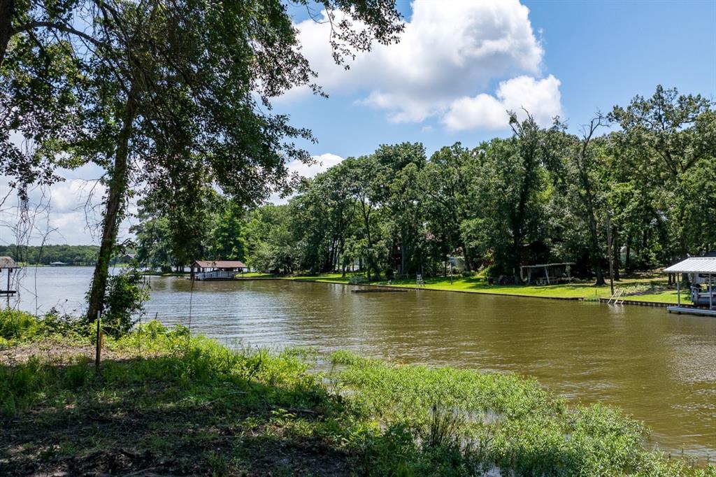 Woodmere Park - Residential