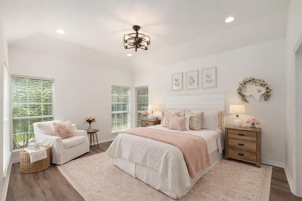 Woodmere Park - Residential