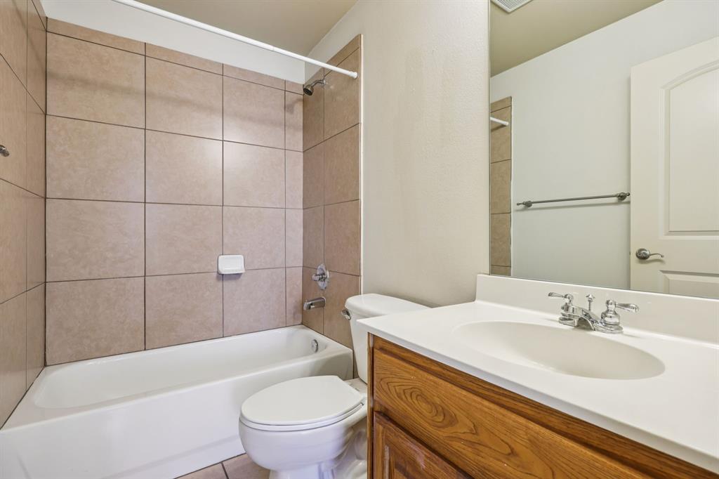 LAKESIDE ESTATES PHASE III - Residential