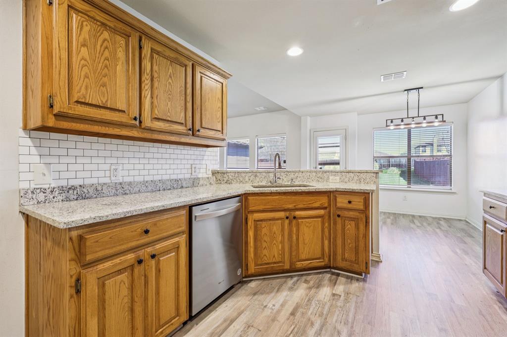 LAKESIDE ESTATES PHASE III - Residential